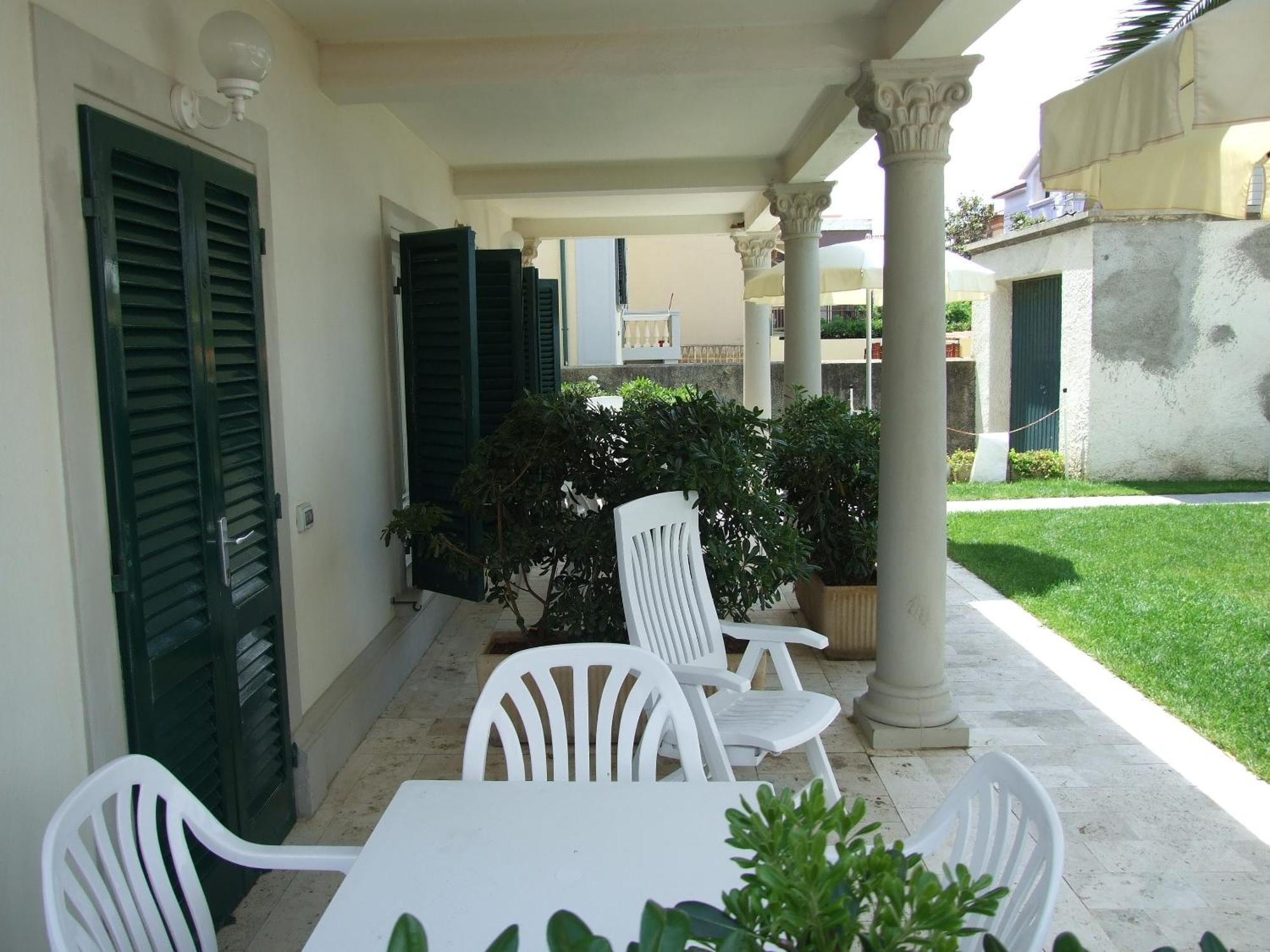 Residence Villa Piani 산빈첸초 외부 사진