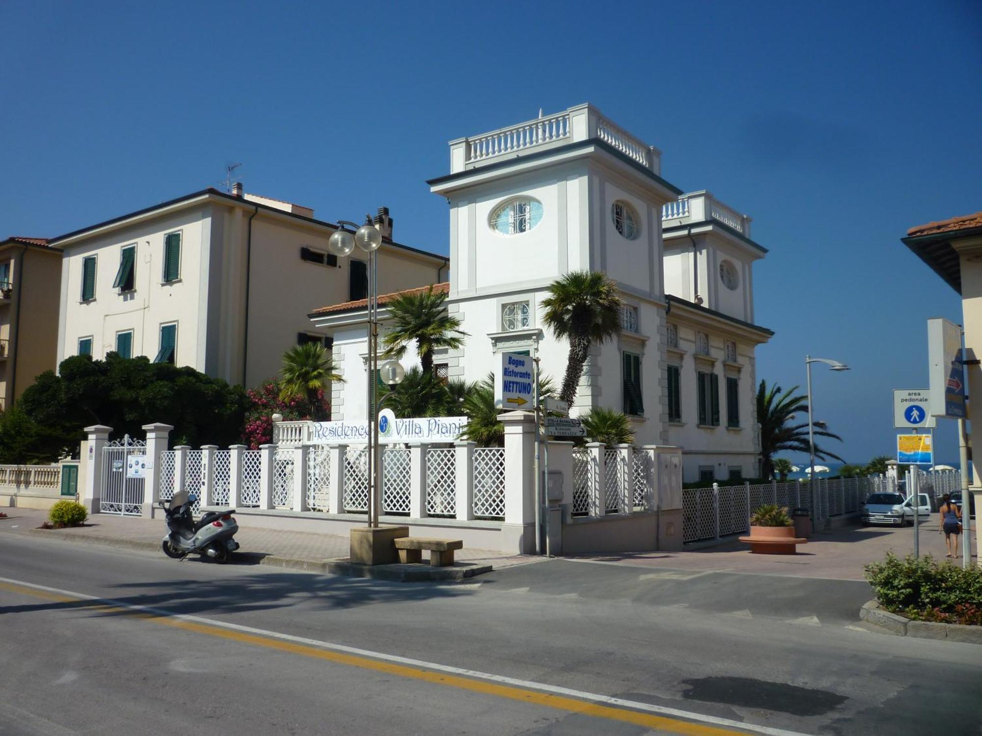 Residence Villa Piani 산빈첸초 외부 사진