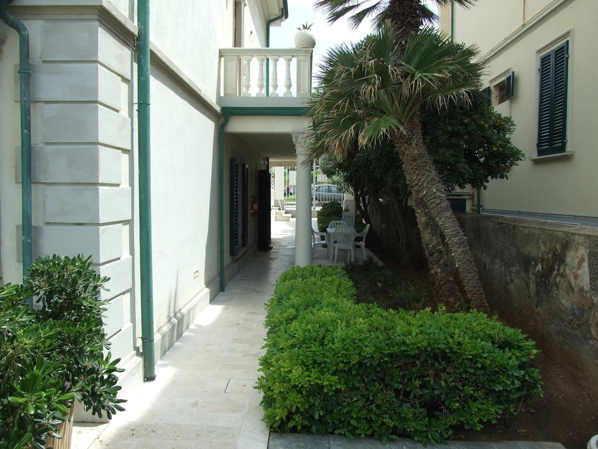 Residence Villa Piani 산빈첸초 외부 사진