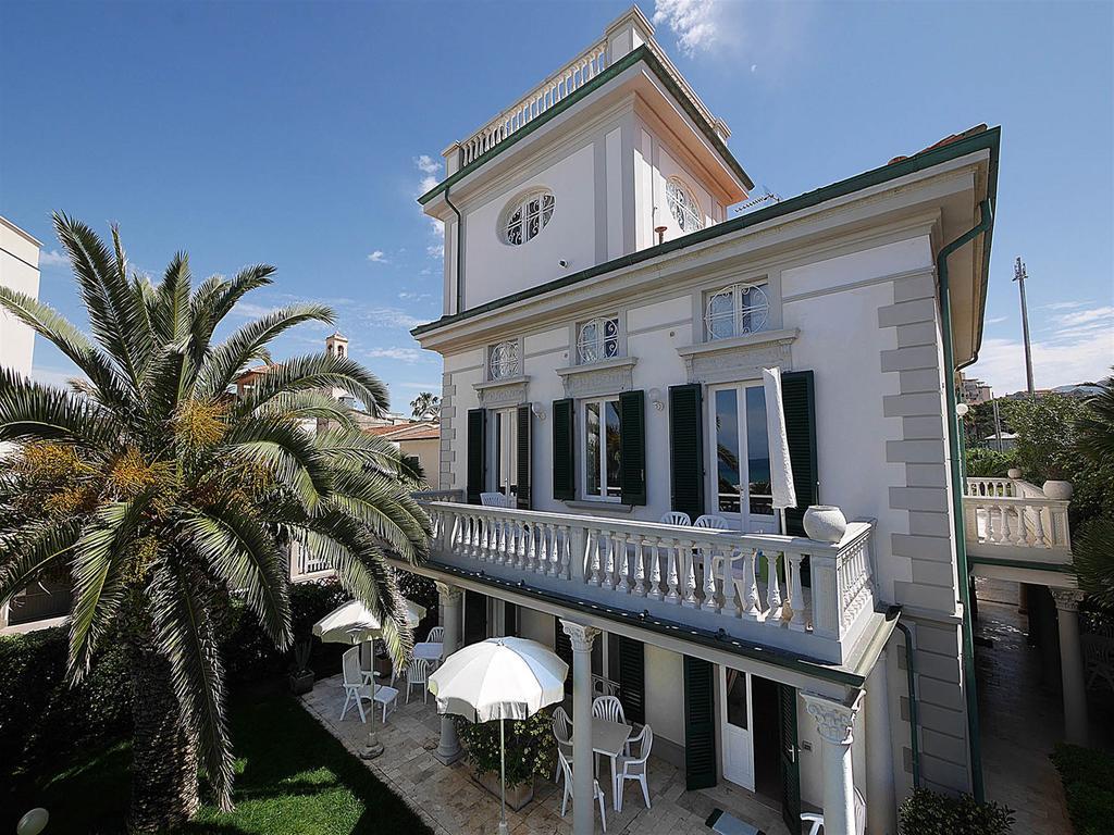 Residence Villa Piani 산빈첸초 외부 사진